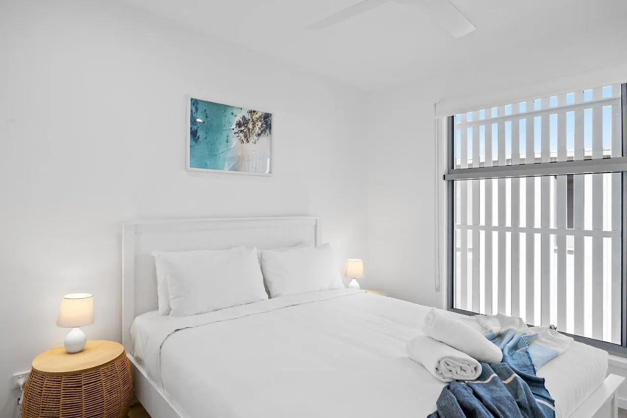 Azure River Side Townhouse Maroochydore Australia