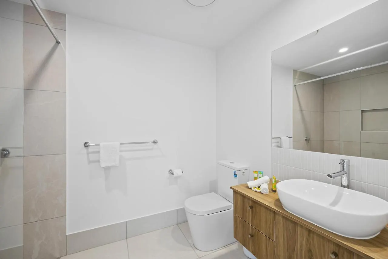 Azure River Side Townhouse Maroochydore 0*,